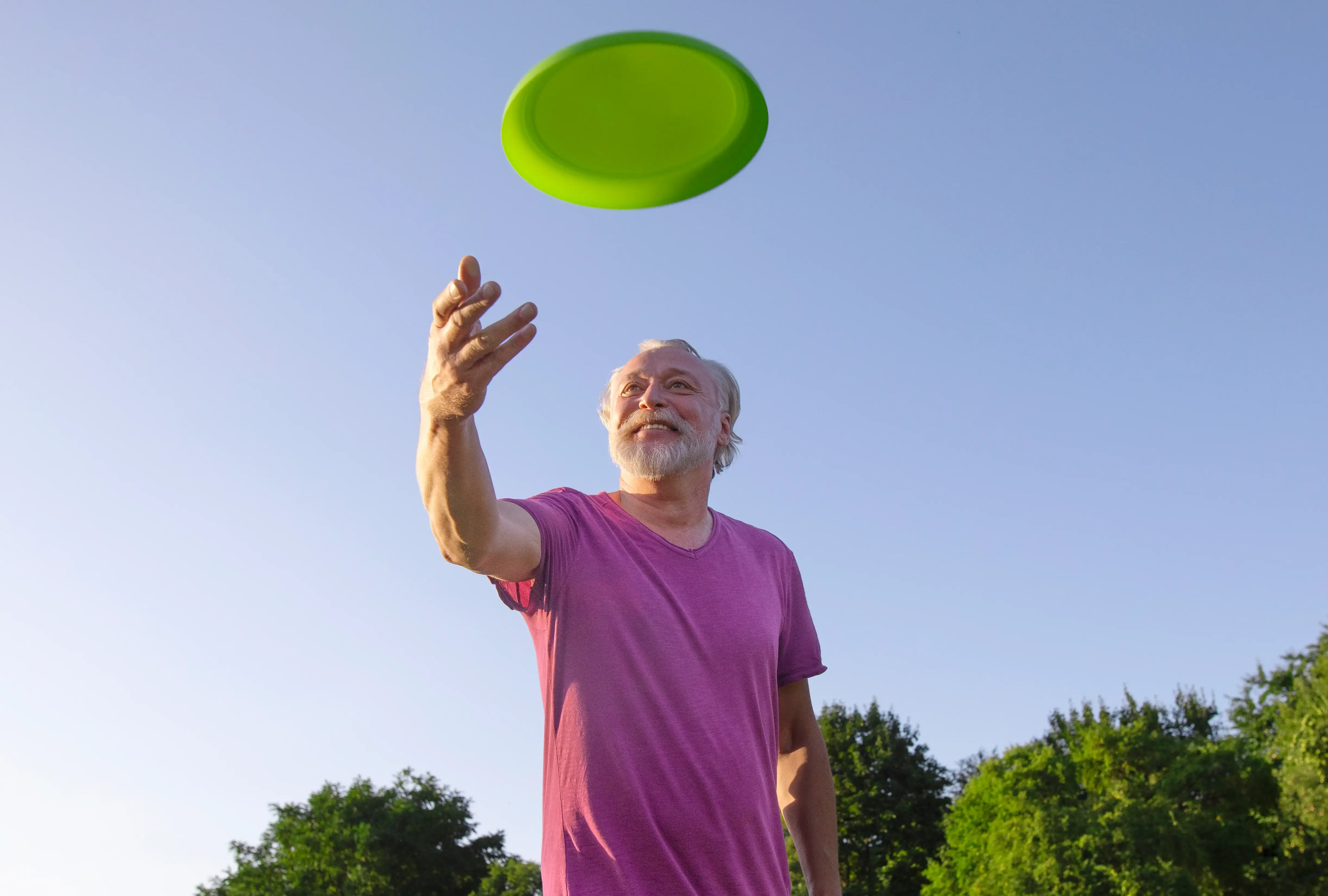 lifestyle-people-jumping-around